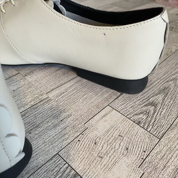 Camper Casi Myra Oxford Flats Lace Up White Scallop Edges Women's 39 US 8.5 - Picture 7 of 9